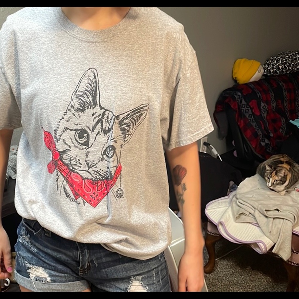 Grey cat bandana shirt